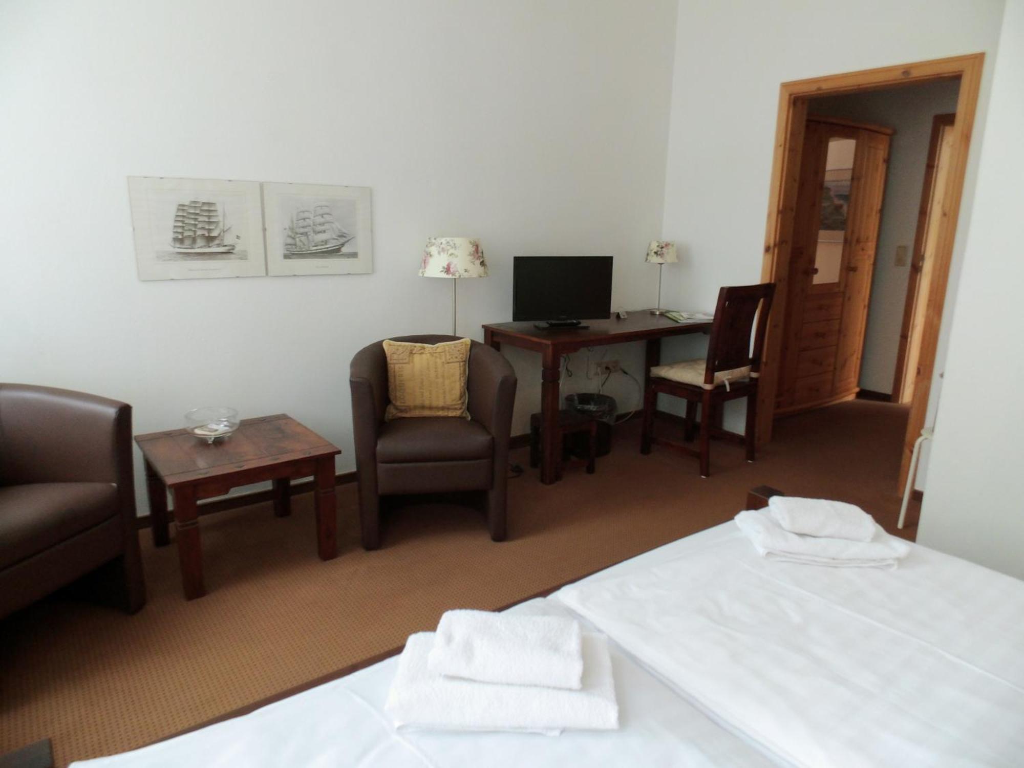 Pension & Restaurant "Alte Schule" Kluis Room photo